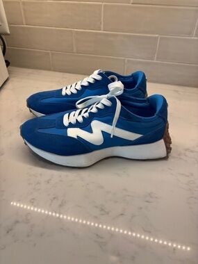 Steve Madden Blue and White Athletic Sneakers